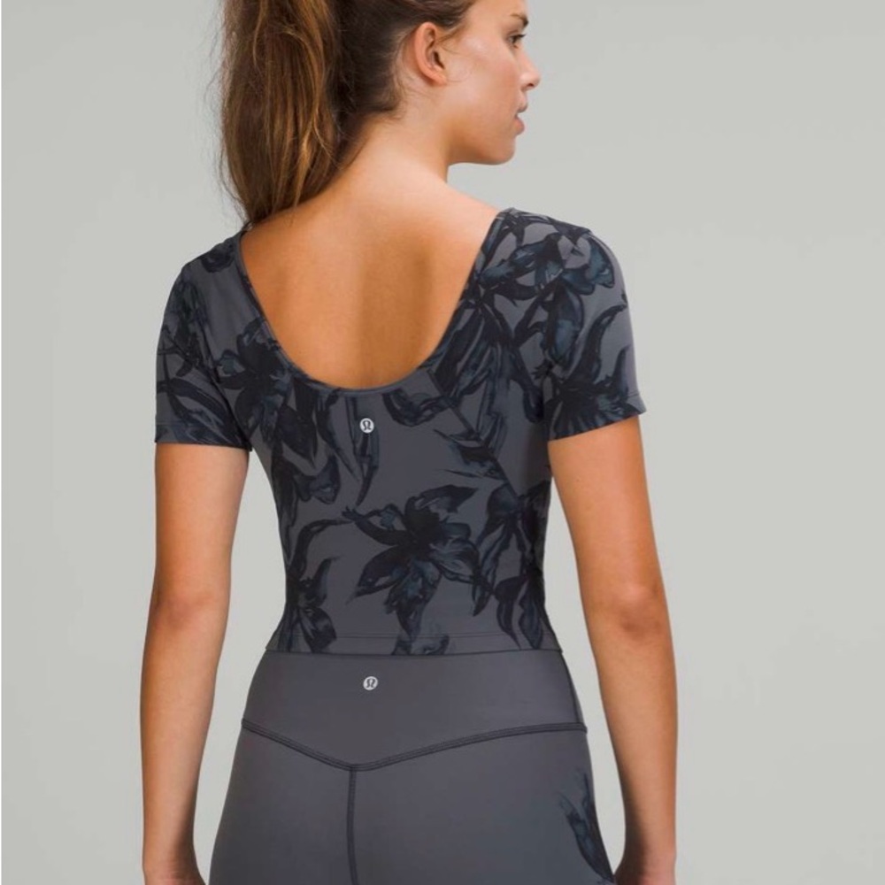 Lululemon Align T-Shirt size 4 - Picture 2 of 6